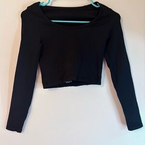 Black Long Sleeve Crop Top